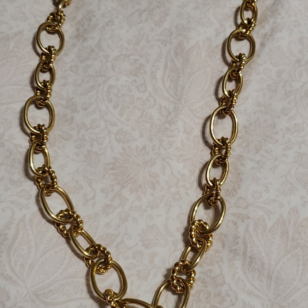 Necklace - Picture 2 of 6